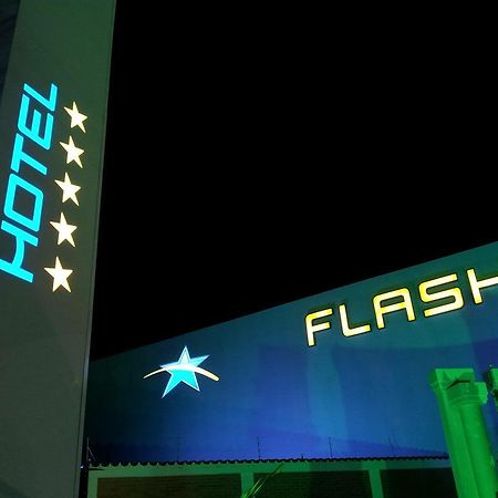 Flash Motel (Adults Only) Sao Vicente  Luaran gambar